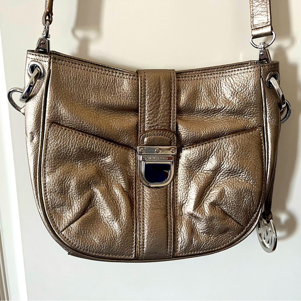 Michael Kors Rich Gold Shoulder Bag with Dust Bag - Picture 4 of 16